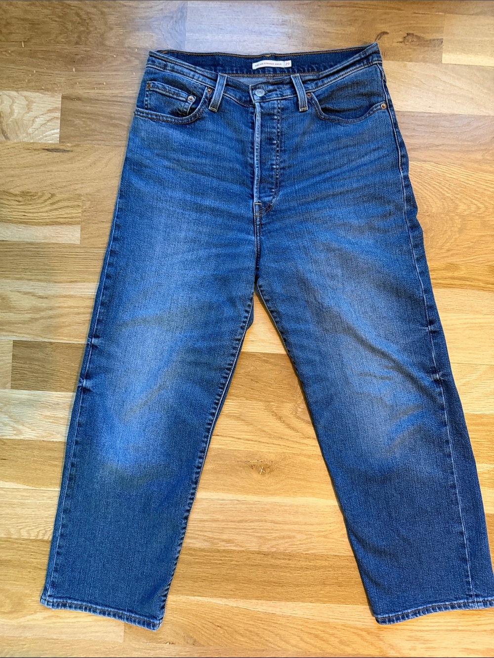 Levi's Women's Ribcage Ankle Straight-Leg Blue Jeans
